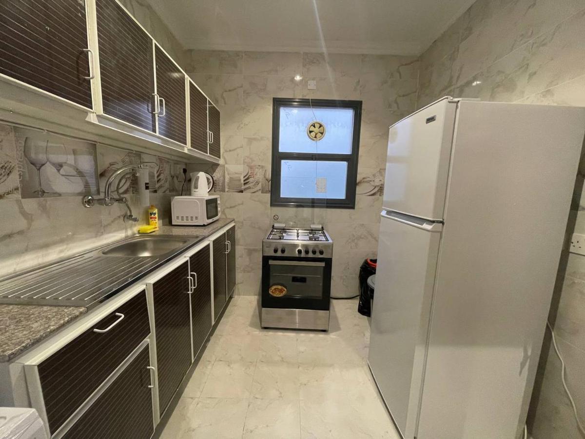 Golden Dahlia Fintas Aparthotel Κουβέιτ Εξωτερικό φωτογραφία
