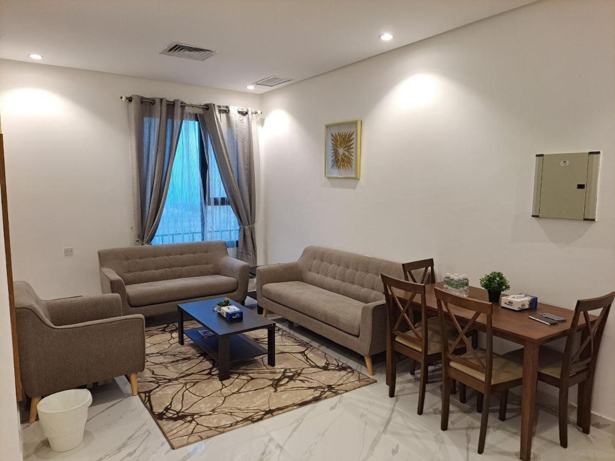 Golden Dahlia Fintas Aparthotel Κουβέιτ Εξωτερικό φωτογραφία