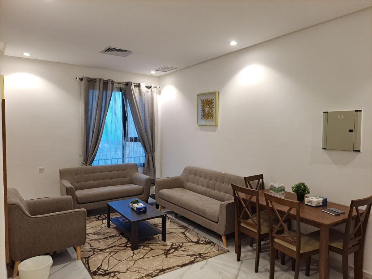 Golden Dahlia Fintas Aparthotel Κουβέιτ Εξωτερικό φωτογραφία