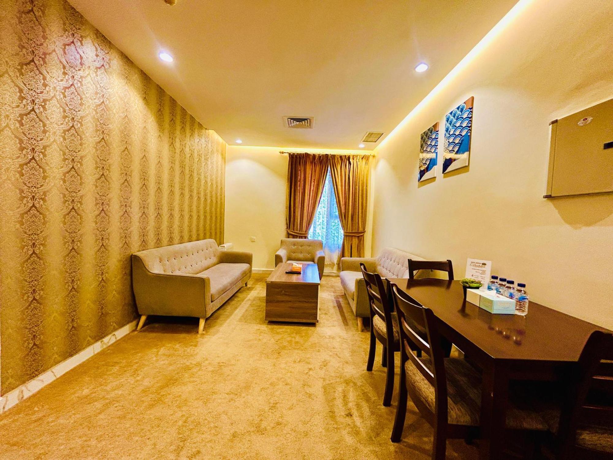 Golden Dahlia Fintas Aparthotel Κουβέιτ Εξωτερικό φωτογραφία