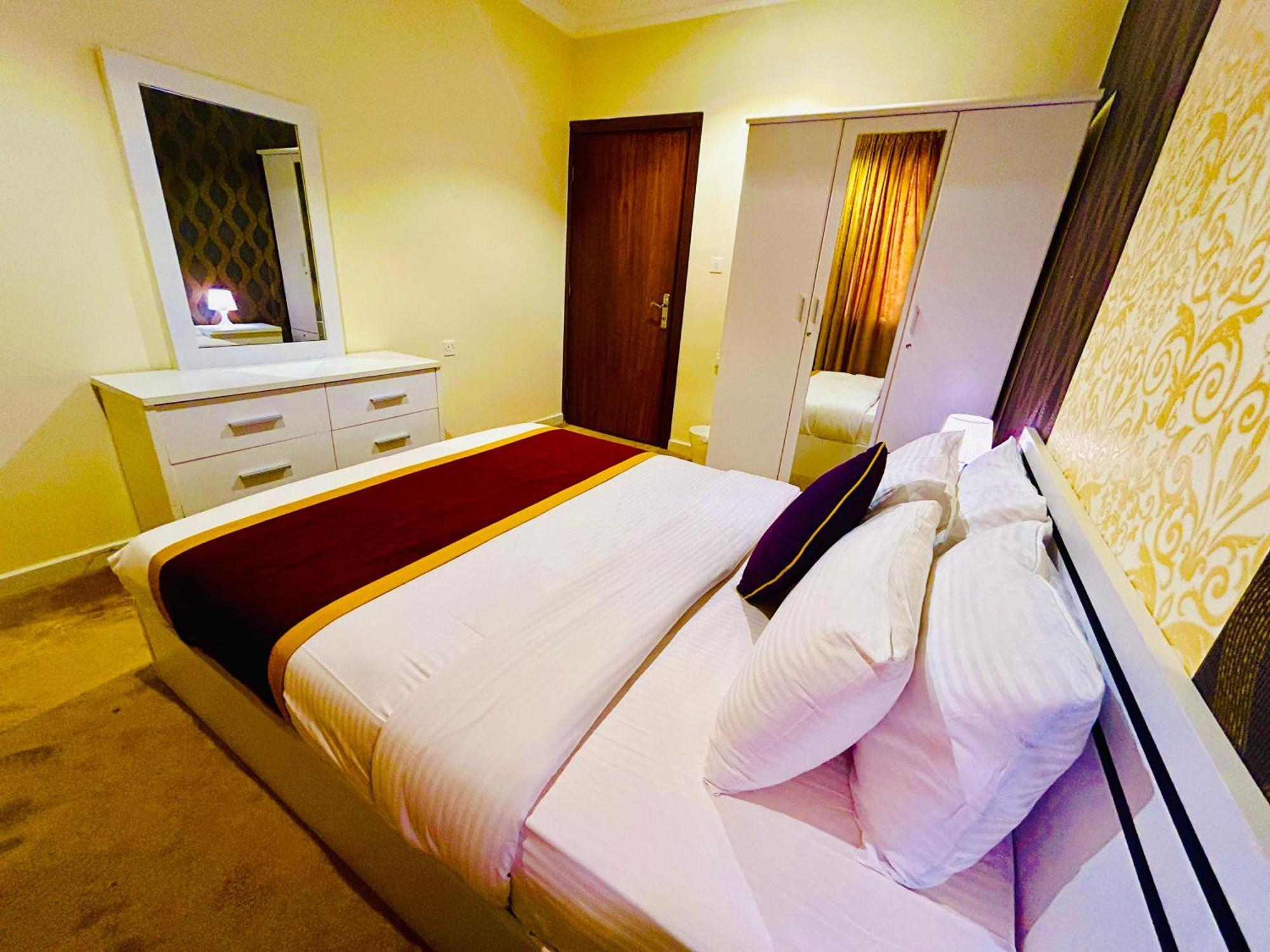 Golden Dahlia Fintas Aparthotel Κουβέιτ Εξωτερικό φωτογραφία