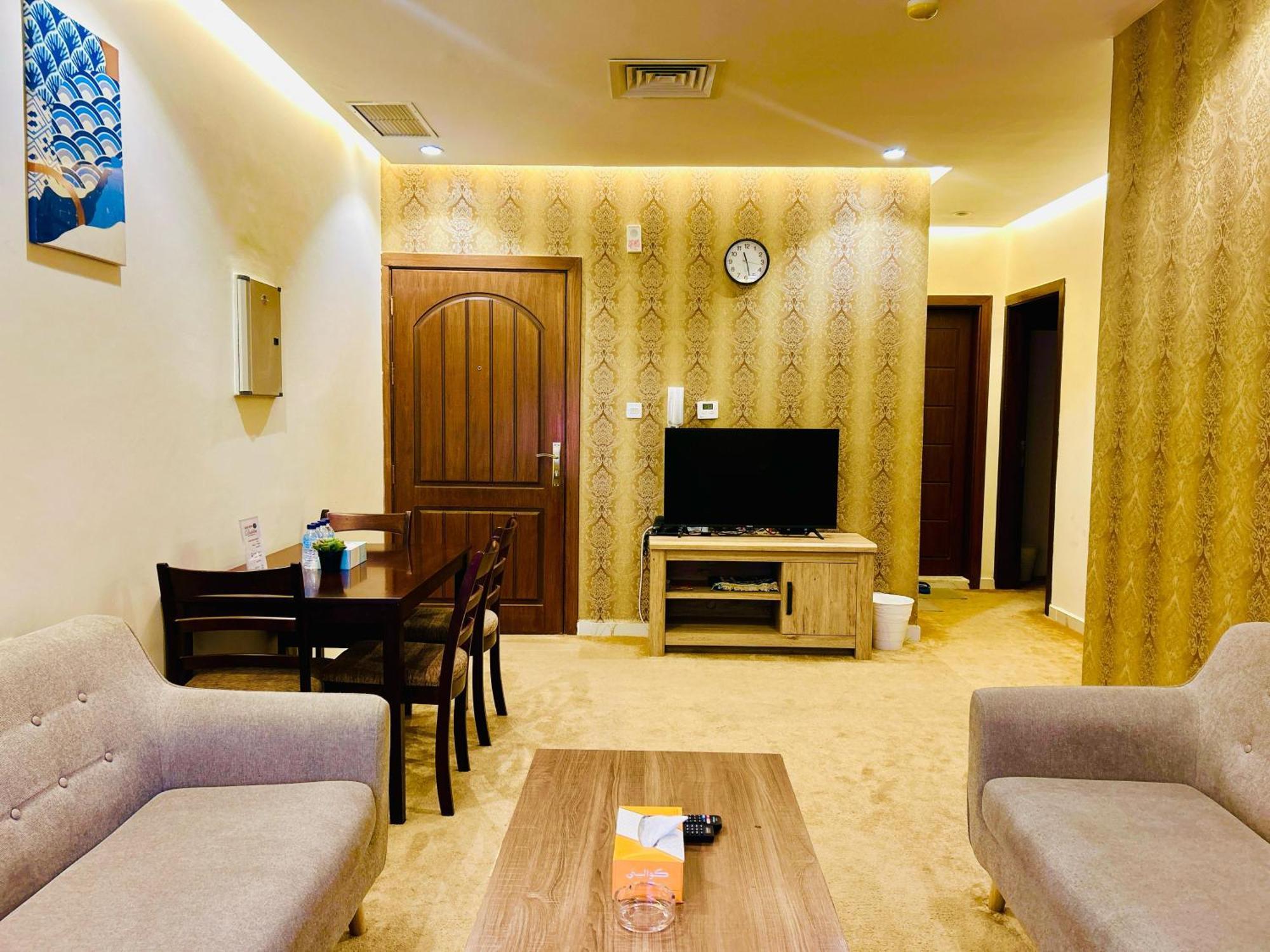 Golden Dahlia Fintas Aparthotel Κουβέιτ Εξωτερικό φωτογραφία